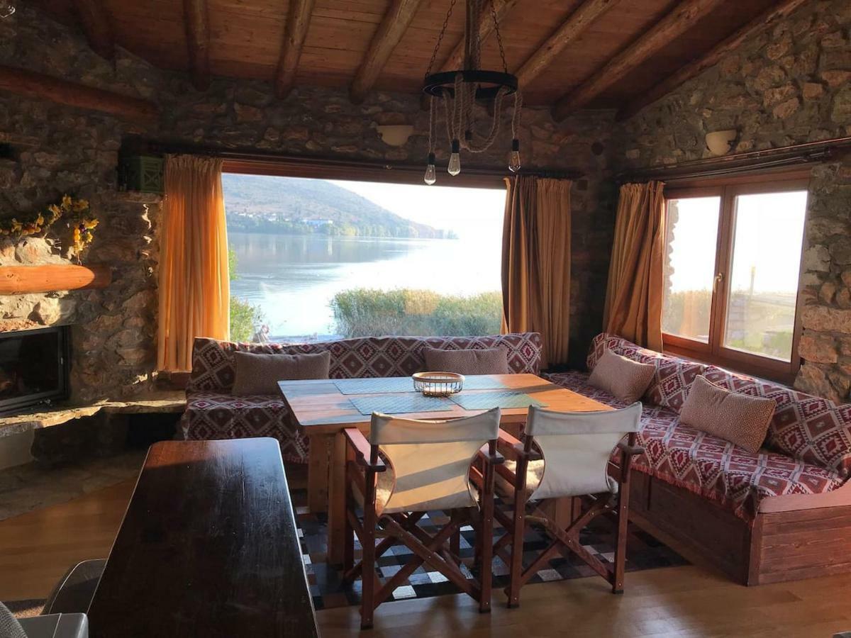 The Little Stone House By The Lake Kastoria Exterior photo