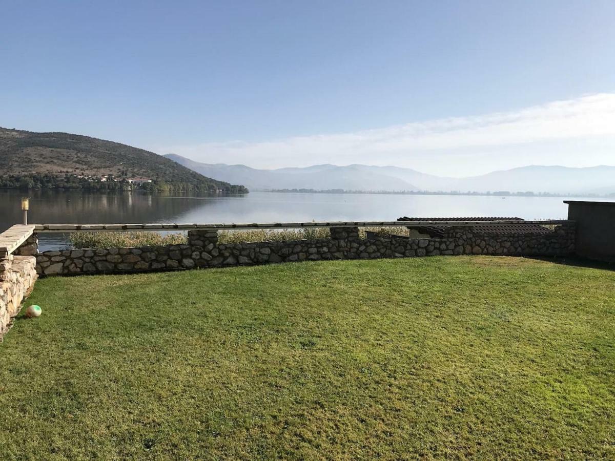 The Little Stone House By The Lake Kastoria Exterior photo